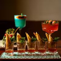 Starter shots platter at Meraak