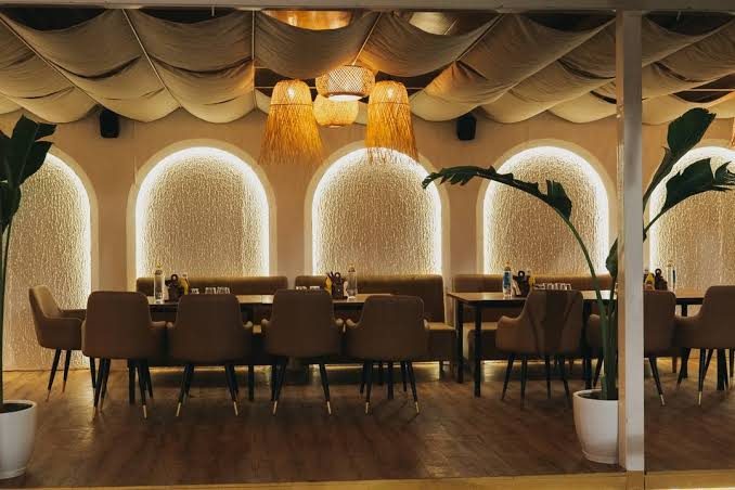 Meraak Cafe outdoor tented seating